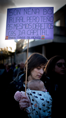 Manifestación contra el cierre de la sala de partos de Verín. Foto: Brais Lorenzo.