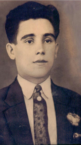 5/1/23 José Monzo, en un retrato de juventud.