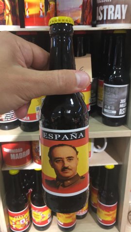 Cerveza artesanal con la imagen de Franco.