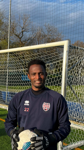 Sheikh Sibi, en el campo de entrenamiento de la Virtus Verona.