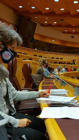 María Jesús Casado, una de las empleadas públicas en huelga de hambre contra la temporalidad, en el Senado.