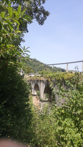 Vista de Cruzul y la autopista A6