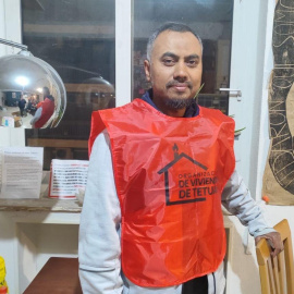 Alam, durante una asamblea de la Organización de Vivienda de Tetuán.