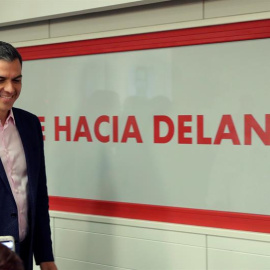 El secretario general del PSOE y presidente del Gobierno en funciones, Pedro Sánchez, en la sede socialista en Madrid, para valor los resultados del 26-M. EFE/JuanJo Martín