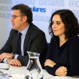 Alberto Núñez-Feijóo e Isabel Díaz Ayuso, en una reunión del PP en 2019. EFE