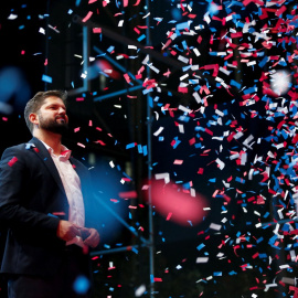 Gabriel Boric celebra la victoria en las elecciones presidenciales de Chile, en Santiago. / Rodrigo Garrido (Reuters)