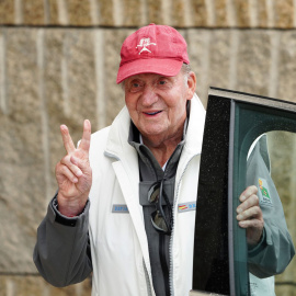 El rey emérito, Juan Carlos de Borbón, durante su segundo día en Sanxenxo. -EFE 