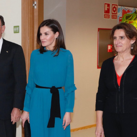 La ministra para la Transición Ecológica, Teresa Ribera, con la reina Letizia y el presidente de Iberdrola, Ignacio Sánchez Galán, en un acto de la Fundación, en enero de 2019. Foto Casa Real