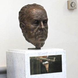  Busto de Manuel Fraga en el Congreso