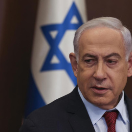 Benjamin Netanyahu, primer ministro de Israel, en una imagen del pasado 10 de diciembre durante una reunión de su Gabinete de guerra. - Ronen Zvulun | EFE