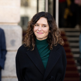 La presidenta de la Comunidad de Madrid, Isabel Díaz Ayuso, antes de recibir al equipo, directiva y cuerpo técnico del Real Madrid, en la Real Casa de Correos, tras ganar la Copa del Rey de Baloncesto. EUROPA PRESS/Diego Radamés