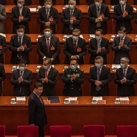 El presidente chino Xi Jinping, a su llegada la primera jornada de la reunión anual de la Asamblea Nacional Popular (ANP) china, en Pekín, en marzo de 2021. EFE/ Roman Pilipey