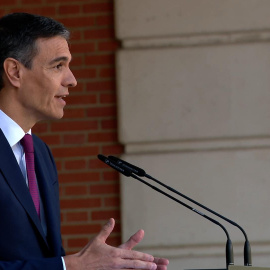 El presidente del Gobierno, Pedro Sánchez, comparece en el Complejo de la Moncloa, a 29 de abril de 2024, en Madrid (España).- Moncloa