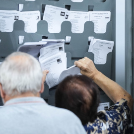 Papeletas electorales para las elecciones al Parlamento Europeo.- Joaquin Corchero / Europa Press