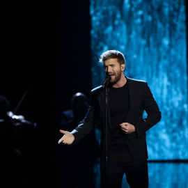 El cantante malagueño Pablo Alborán, durante su actuación en la gala de entrega de los Premios Goya 2020 en Málaga. E.P./María José López