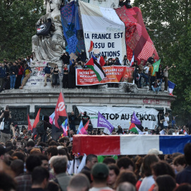 Manifestantes franceses tras conocerse el resultado de las elecciones legislativas del 7J.- Europa Press