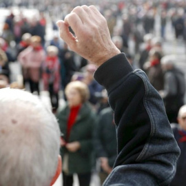 Imagen de archivo de una movilización del movimiento de pensionistas en Bilbao. EFE/LUIS TEJIDO