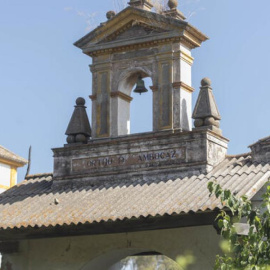  Torre, de estilo gótico-mudéjar, del cortijo de Gambogaz.- TURISMO DE SEVILLA