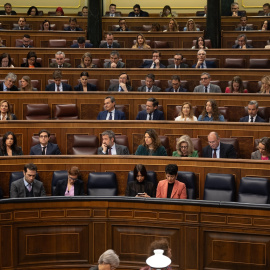  El líder de Vox, Santiago Abascal, interviene durante una sesión de control al Gobierno, a 13 de marzo de 2024, en Madrid