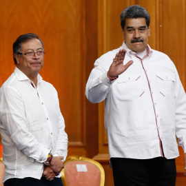  El presidente de Colombia, Gustavo Petro, acompañado por el mandatario venezolano, Nicolás Maduro. -EP