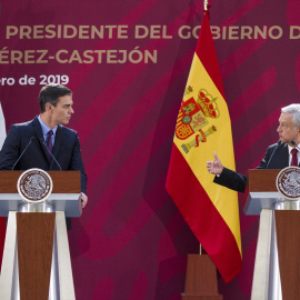  Foto de archivo del presidente del Gobierno, Pedro Sánchez junto al mandatario mexicano Andrés Manuel López Obrador-EP