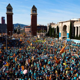  Instituciones, entidades y partidos políticos participan en la ofrenda floral a Rafael Casanova, dentro de los actos de la Diada de Catalunya en 2019.- EFE