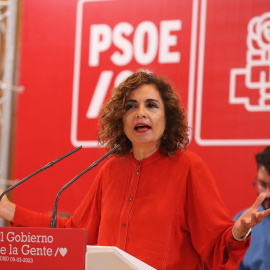  La vicesecretaria general del PSOE y ministra de Hacienda, María Jesús Montero, interviene durante un acto del PSOE, en el Centro Municipal Las Dehesillas, a 9 de marzo de 2023, en Leganés, Madrid (España). Isabel Infantes / Europa Press09/3/2023