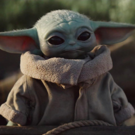 Baby yoda, the Mandalorian - Disney +