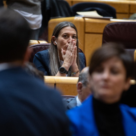 La portavoz de Junts en el Congreso, Miriam Nogueras (c), durante el pleno del Congreso de los Diputados, en el Palacio del Senado, a 10 de enero de 2024, en Madrid (España).- Alejandro Martínez Vélez / Europa Press