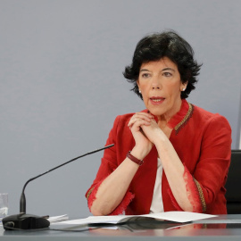 La ministra de Educación y Formación Profesional, Isabel Celáa, durante la rueda de prensa posterior al Consejo de Ministros celebrado este martes en Moncloa. EFE/Chema Moya