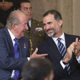 Juan Carlos y Felipe de Borbón han sido hasta la fecha los únicos ciudadanos españoles contra los que un tribunal no puede proceder en democracia. | EFE