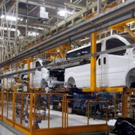 El interior de la fábrica de Nissan en la Zona Franca, Barcelona / Efe