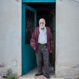 Arcadi Oliveres, a casa seva, a punt per atendre a 'El Quinze'. MIGUEL VELASCO ALMENDRAL