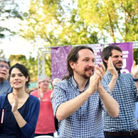 Pablo Iglesias e Isabel Serra durante el mitin central de campaña de las elecciones europeas / Podemos