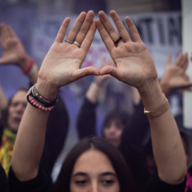 28 de septiembre de 2022, Italia, Turín: La gente participa en una manifestación con motivo del Día Internacional del Aborto Seguro. Foto: Marco Alpozzi/LaPresse vía ZUMA Press/dpa