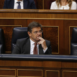 El ministro de Justicia, Rafael Catalá, durante el debate en pleno del Congreso de los Diputados de la moción del grupo socialista sobre su reprobación. EFE/Paco Campos