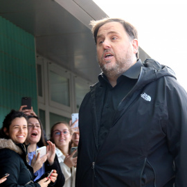 Oriol Junqueras accedint a la FUB de Manresa. ESTEFANIA ESCOLÀ / ACN