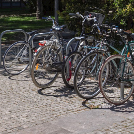 Parking de Bicicletas en la Universitat de València. Europa Press / Archivo