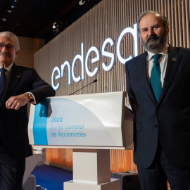 José Bogas (izq.) y Juan Sánchez-Calero, consejero delegado y presidente de Endesa, respectivamente.