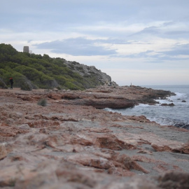 zona de la Renegà és un enclavament natural privilegiat amb un dels sistemes d'acantilats millor desenvolupats al litoral de la província de Castellò.