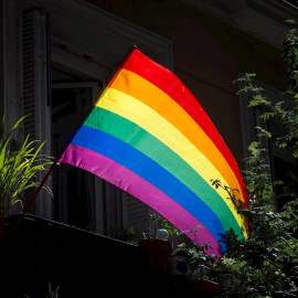 Ambiente en el barrio de Chueca, en Madrid, a una semana del Día del Orgullo LGTB. / EFE/Luca Piergiovanni/ Archivo