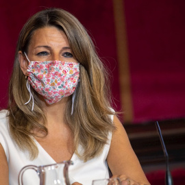 La ministra de Trabajo y Economía Social, Yolanda Díaz, ha asistido a la presentación de Toledo como Capital Europea de la Economía Social, en la Sala Capitular del Ayuntamiento.EFE/Ismael Herrero