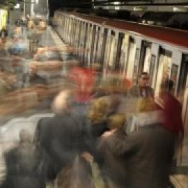 Dos detenidos por una agresión homófoba en el Metro de Barcelona