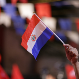 Bandera de Paraguay. Foto: JORGE LUIS CANDIA / DPA