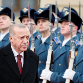 Erdogan en una visita a Ucrania. REUTERS/Gleb Garanich