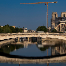 12/04/2020.- Vistas de la catedral de  Notre Dame (París). / EFE