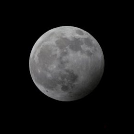 La Luna en fase llena antes del eclipse penumbral del pasado 10 de enero de este año / Europa Press / Henning Kaiser / archivo