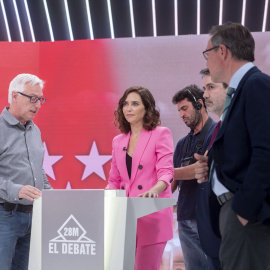  La presidenta de la Comunidad de Madrid Isabel Díaz Ayuso antes de un debate con los cinco candidatos a la Asamblea de Madrid de cara a las elecciones autonómicas y municipales del 28 de mayo de 2023.- ALBERTO ORTEGA / Europa Press