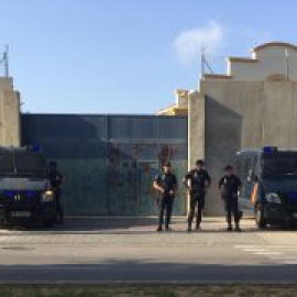 2019: otro año de sombras alargadas en el CIE de València