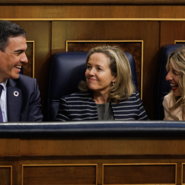 Pedro Sánchez, Nadia Calviño y Yolanda Díaz, a 22 de marzo de 2023, en Madrid (España).